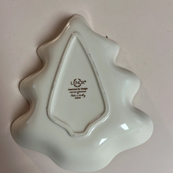 Christmas Cardinal Candy Dish - Picture 5 of 6